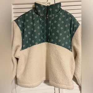 Universal Thread Quarter Length Zip!